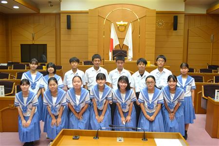 中学生議会　集合写真