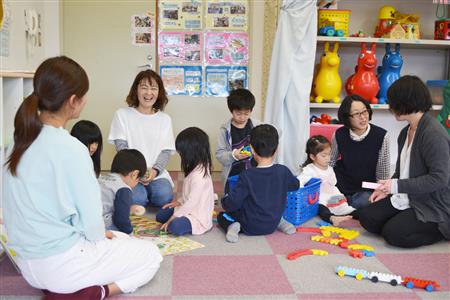 子育て広場の風景