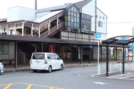 JR基山駅前