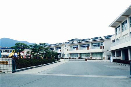 町立 基山小学校