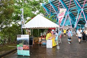 ふるさと名物市場1
