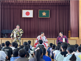 10月24日 若基小学校慰問